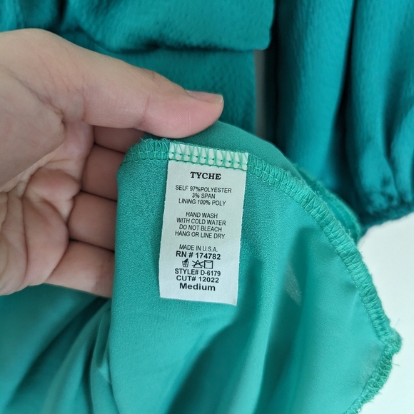 Vici Call Me Angel Satin Green Mini Dress Medium - Picture 5 of 6